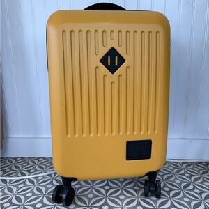 Hard shell Carry On Suitcase